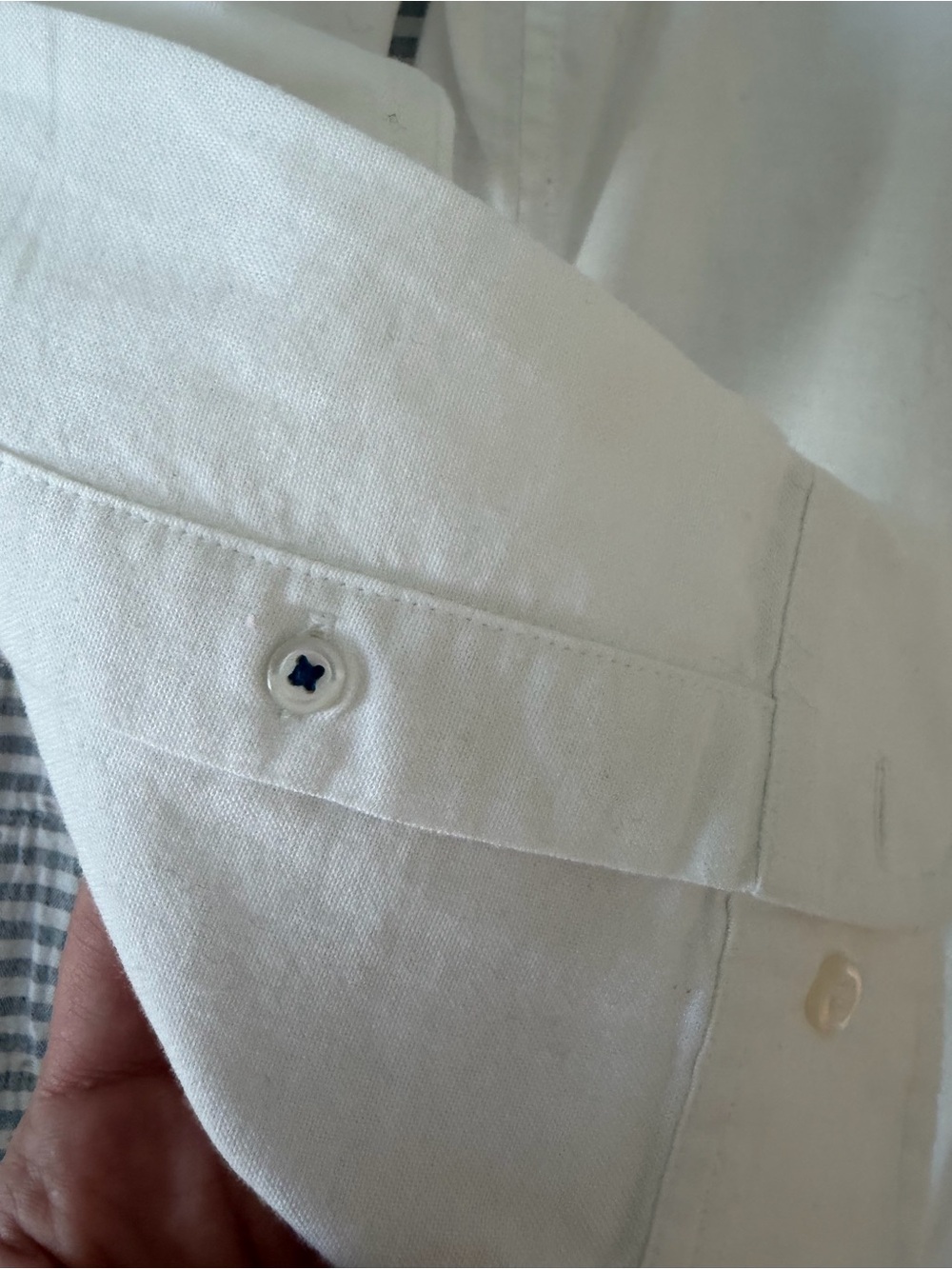 Bonobos- Men's White Button-Down Shirt - Classic Oxford- slim fit size M - Picture 3 of 8